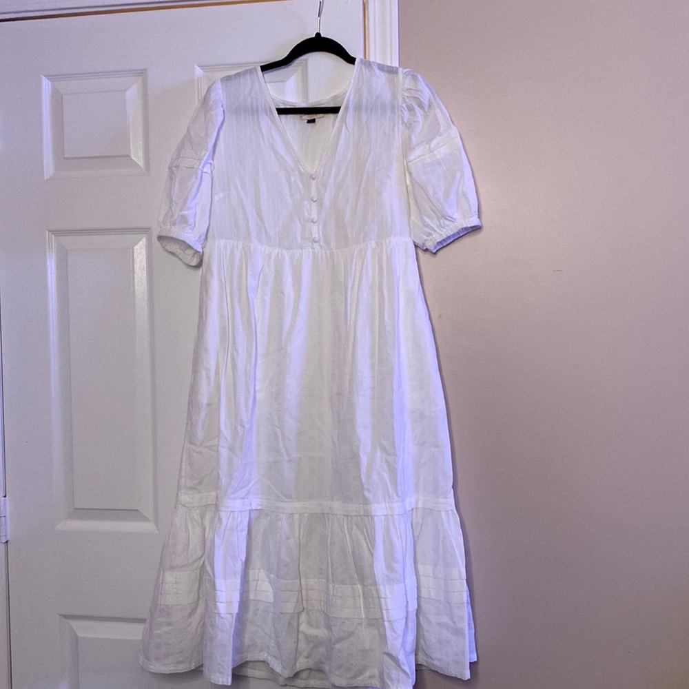 Universal Thread White - image 1